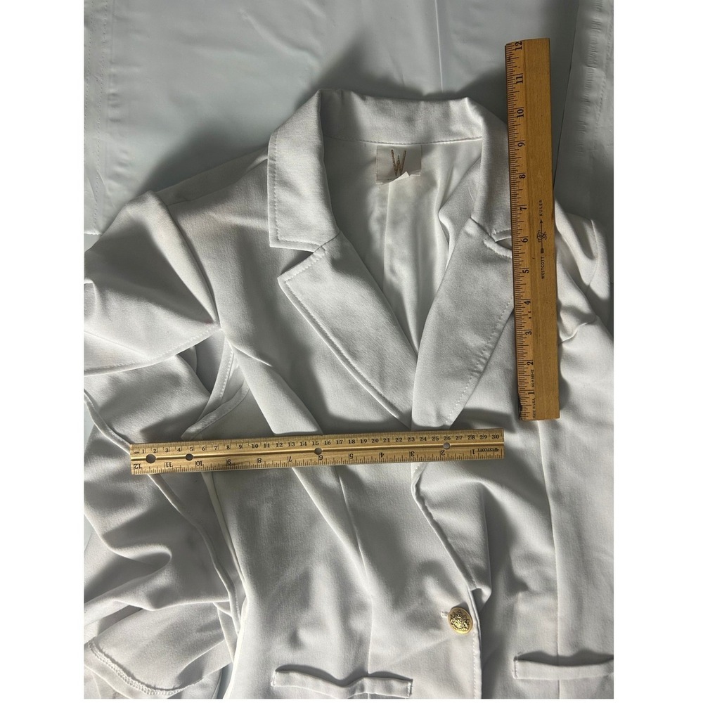 W Women's White‎ Blazer Long Sleeve Button Front Lapel Collar Jacket Size Medium